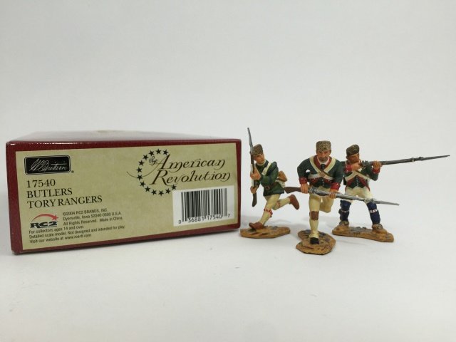 W Britain Butlers Tory Rangers Set #17540: The American Revolution. With original box. 3 pieces. Condition Excellent.
