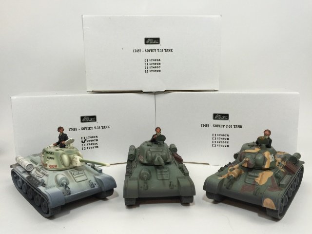 W Britain Soviet T-34 Tank Set #17497: Includes Set #17497 Soviet T-34 Tank #17497B, Set #17497 Soviet T-34 Tank #17497C and Set #17497 Soviet T-34 Tank #17497D. All sets with original boxes. 3 pieces. Condition Excellent.