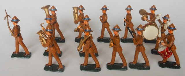 Walt Dineen U.S. Doughboy Infantry Band: 14 pieces. Post War. Unboxed. Condition Excellent.