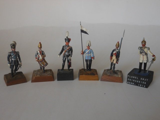 Connoisseur German & Prussian assortment: 6 pieces on plinths. Condition excellent.