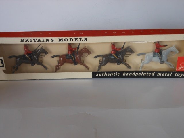 Britains Set #9266 Royal Canadian Mounted Police: mounted 4 pieces. Post War. Tied in original cellophane fronted box. Condition excellent. Box excellent.