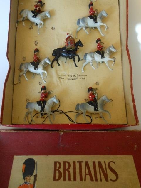 Britains Set #1720 Royal Scots Greys Band: Post War. 7 pieces. Untied. In original box. Condition very good. Box very good.