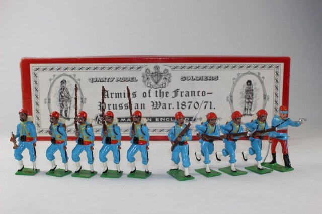 Quality Model Soldiers No. 4 and No. 5a: Armies of Franco Prussian War 1870 1st Regiment Algerian Marching Slope With Bugler and 1st Regiment Tirailleurs Algeriens Action Position (1 rifle detached) Excellent Condition With Boxes 10 Pieces