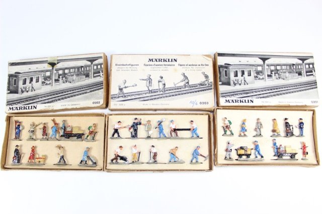 Marklin Train Figures “HO” Guage: Passengers RR Workers 35mm Excellent With Boxes 3 Pieces