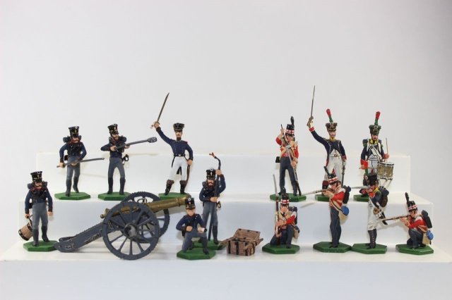 Niena British Infantry French Guards and Prussian: 71st Infantry, and French Voltiguers and Prussian Artillery Cannon Very Good/Excellent Condition No Box 15 Pieces