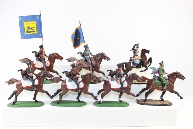Niena Hussars: Silesian National Hussars, Russian Pavlogard Hussar, French 8th Cuirassier and Prussian Pommeranion Hussar Very Good/Excellent Condition (2 swords detached, 1 plume broken) No Box 7 Pieces