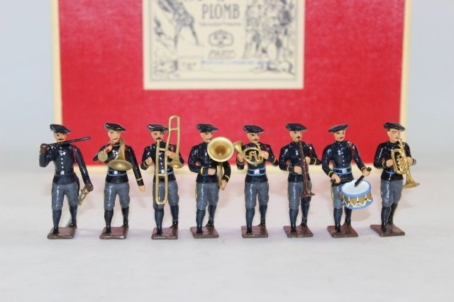 C.B.G. Mignot French Alpine Band: Excellent Condition Boxed 8 Pieces