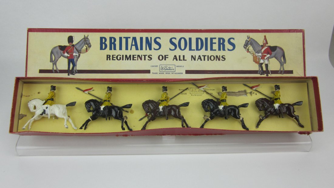 Britains Set #47 Skinners Horse: Indian Lancers. Post War. 5 Pieces. In ROAN box. Condition Very Good, Box Excellent; Tear on tie card.