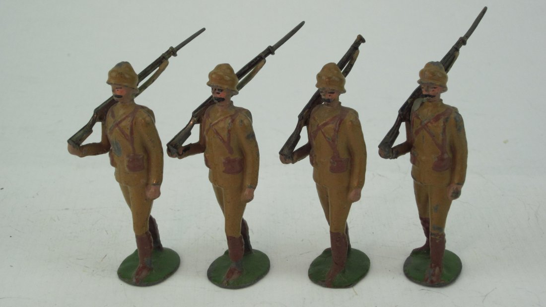 Britains from Set #110 Devonshire Regiment (1 of 1)