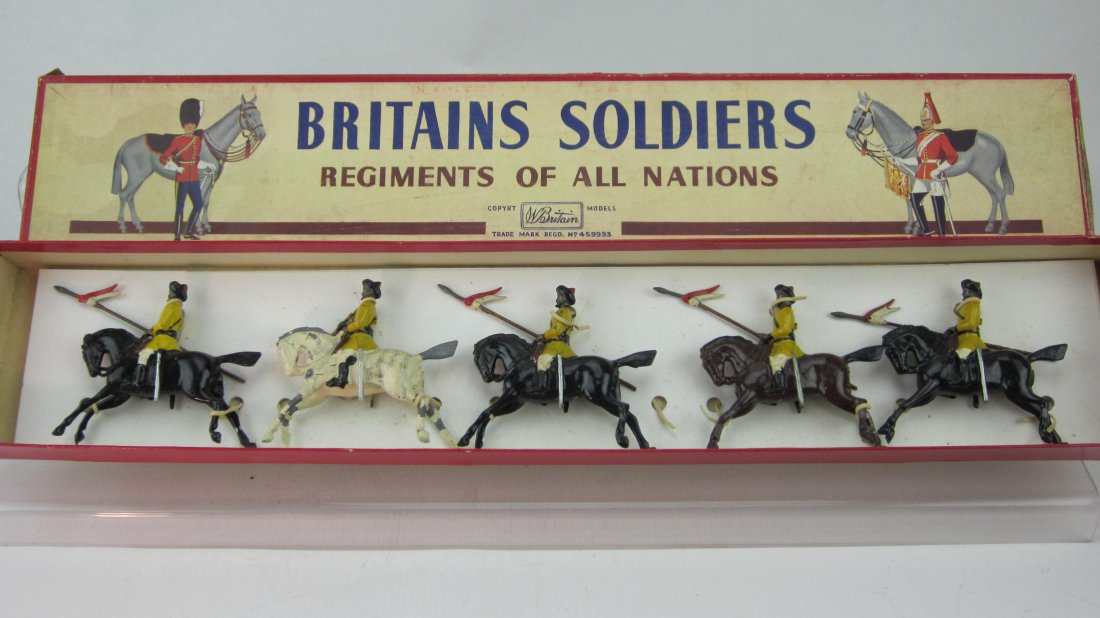 Britains Set #47 Skinners Horse Indian Army: Post War. Cavalry in ROAN box. 5 Pieces. Condition Very Good.