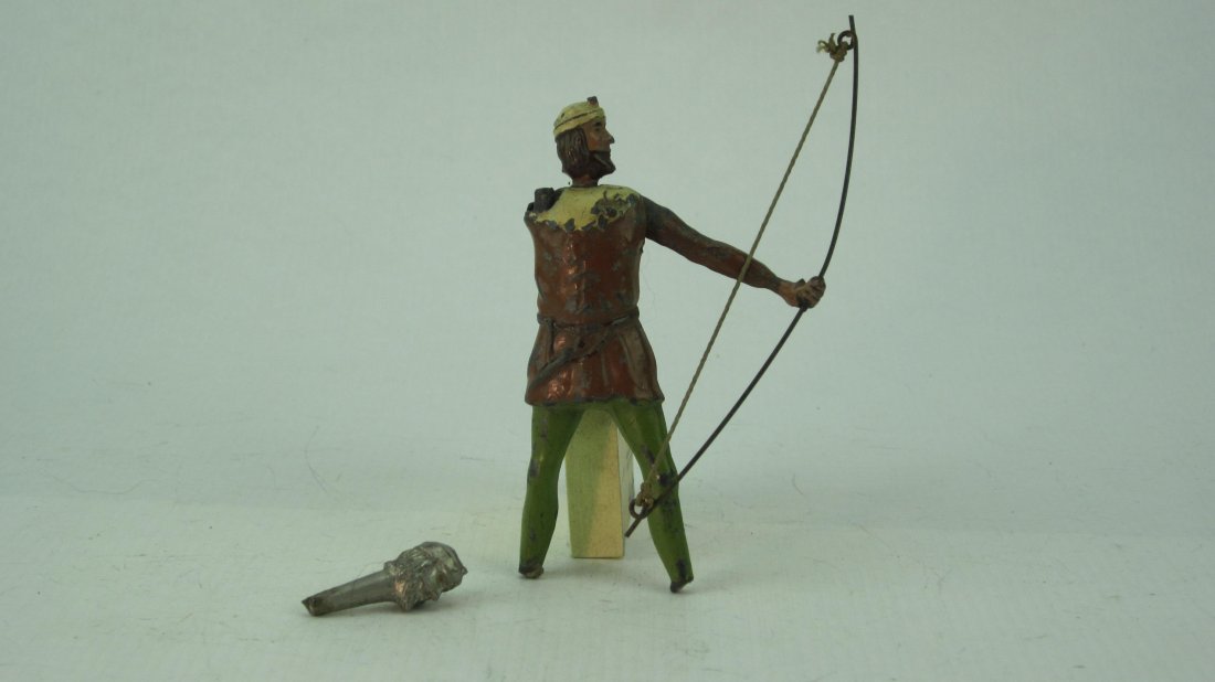 Britains Set #1340 Miniature Archer (1 of 1)
