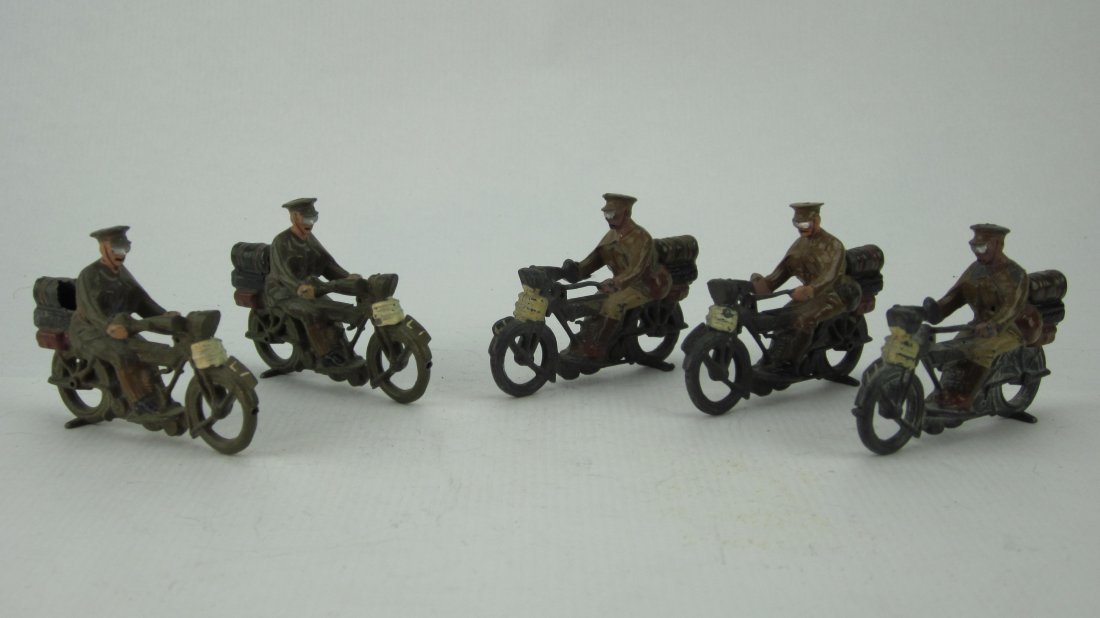 Britains Set #200 Motorcycle Dispatch Riders (1 of 1)