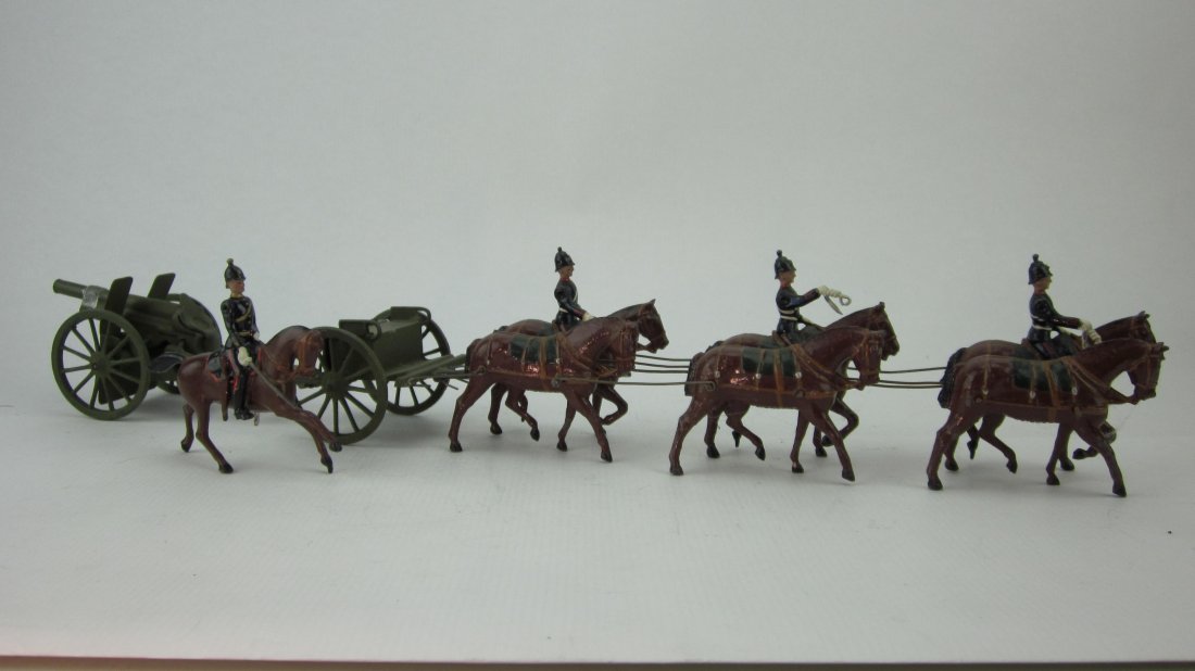 Britains Set #144 Royal Field Artillery at Walk (1 of 1)