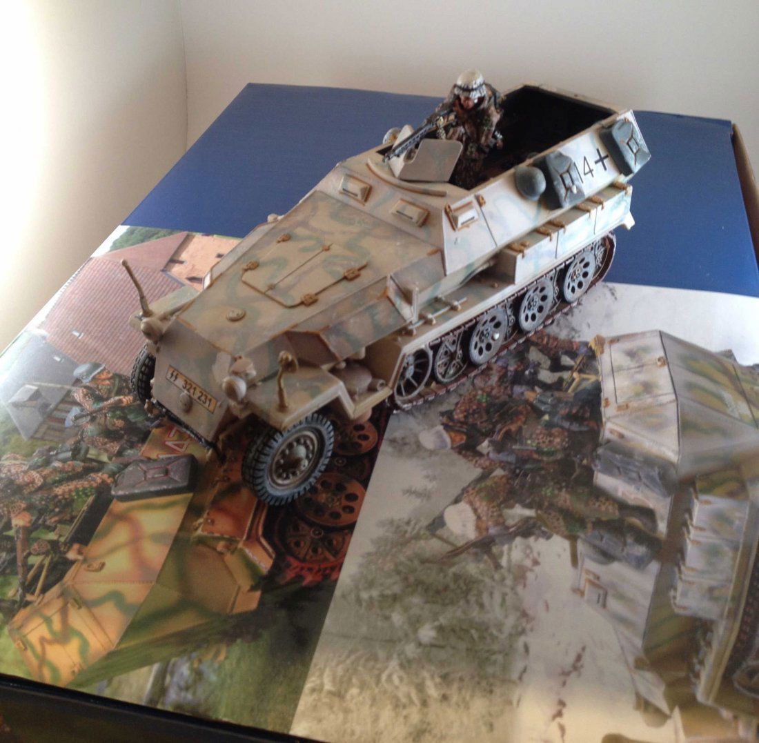 Collectors Showcase CS00650 Hanomag Winter: 1 figure. Condition Excellent. Box Condition Excellent.