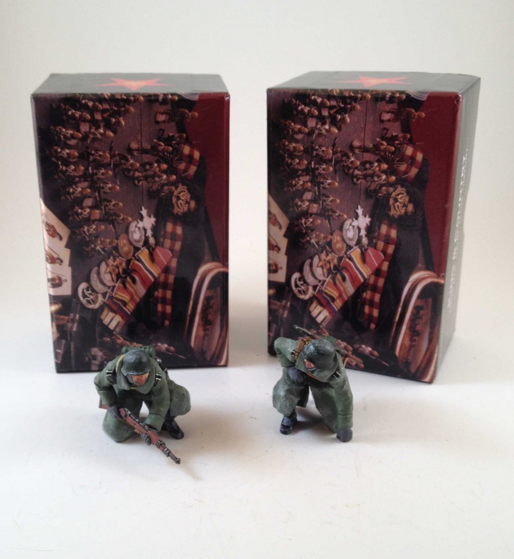 King and Country BBG075/BBG076 German Crouching (1 of 1)