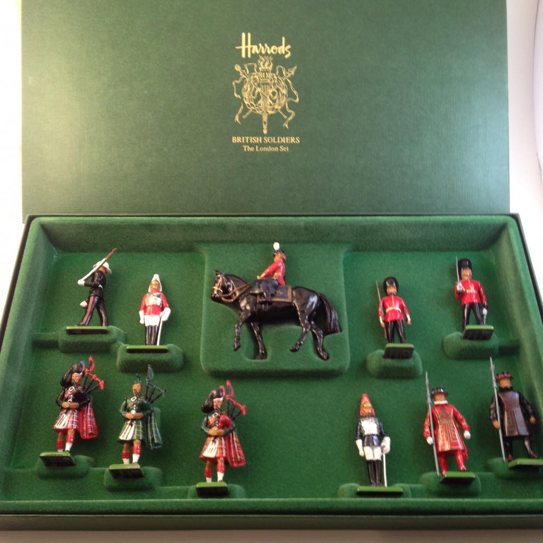 Britains 5562 Harrods The London Set (1 of 1)
