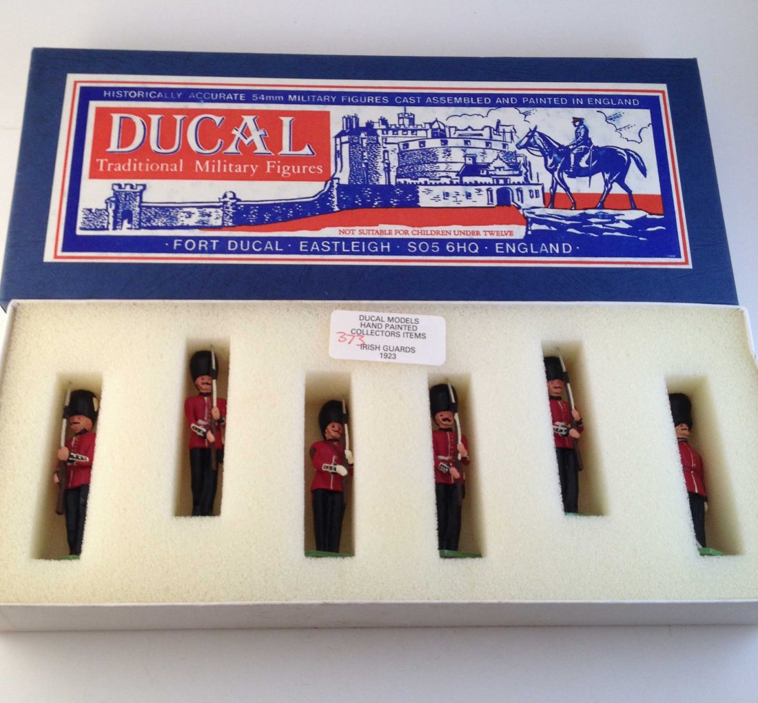Ducal Set#362A Grenadier Guards At Present (1 of 1)