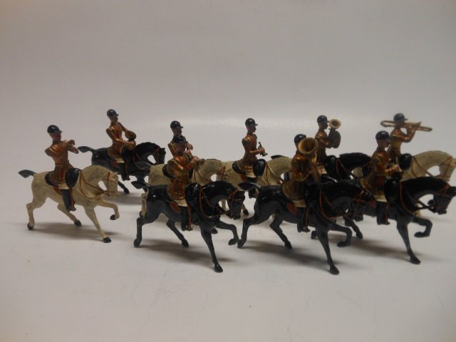 Britains from set #101 Life Guards mounted Band (1 of 1)