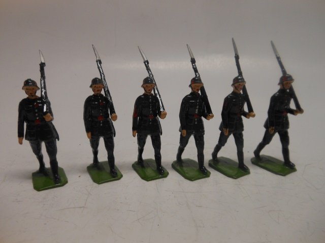 Britains from set #432 German Infantry (1 of 1)