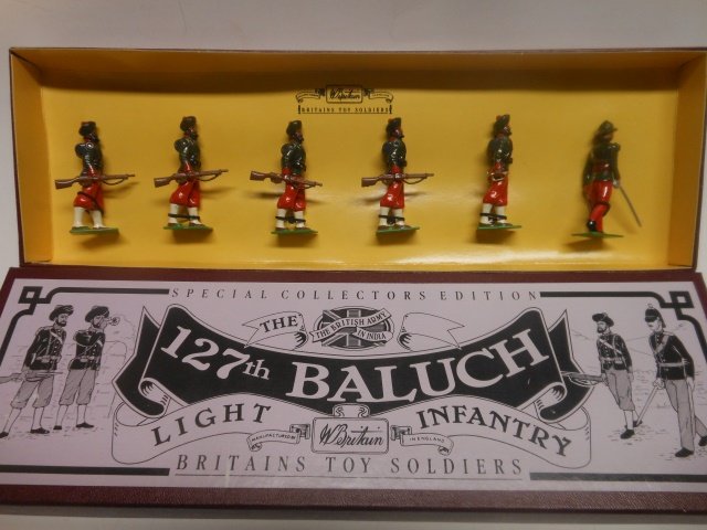 Britains set #8833 127th Baluch: 6 pieces. Post War. Tied in original illustrated box. Condition excellent. Box excellent.