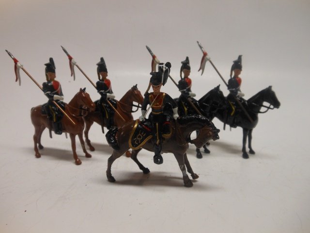 Britains set #24 Ninth Queen's Royal Lancers: 5 pieces. Post War. Unboxed. Condition excellent.