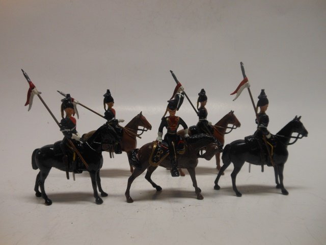 Britains set #24 Ninth Queen's Royal Lancers: 5 pieces. Post War. Unboxed. Condition excellent.