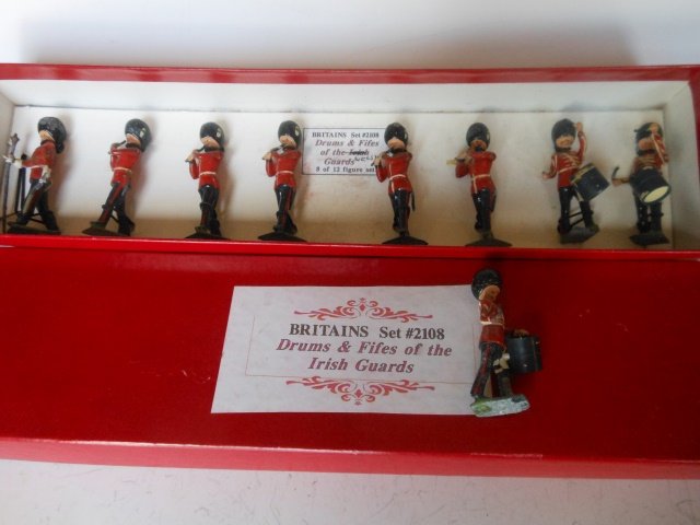 Britains from set #2108 Welsh Guards Band (1 of 1)