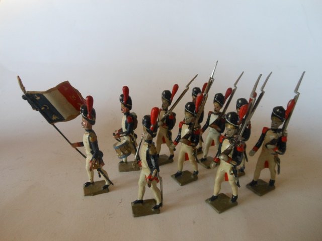 Mignot Napoleonic Old Guarde: 10 pieces. Post War. Unboxed. Condition very good.