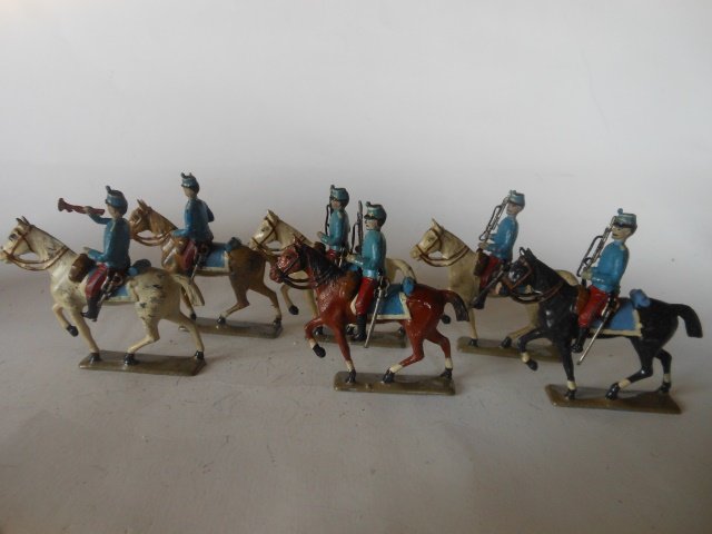 Mignot Napoleonic Chasseurs: 6 pieces. Post War. Unboxed. Condition very good.