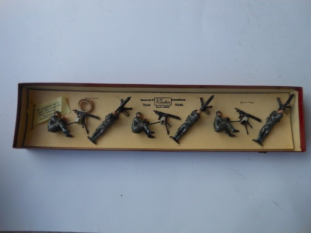 Britains set #1318 Machine Gunners (1 of 1)