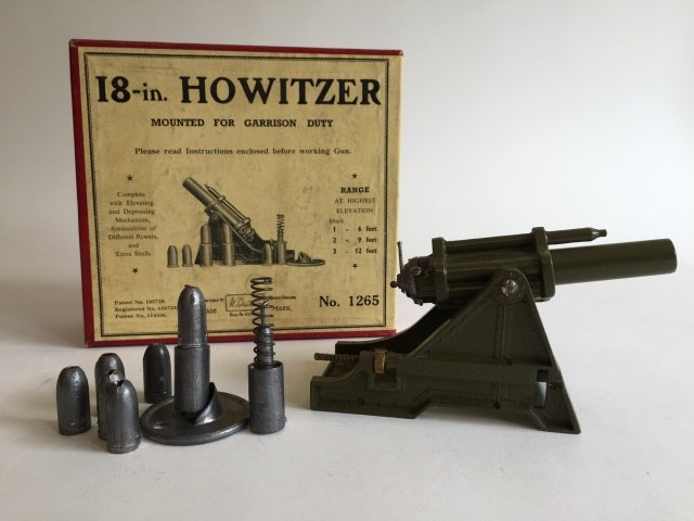 Britains Set #1265 18 Inch Howitzer (1 of 1)