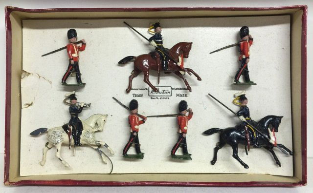 Britains Set #251 7th Fusiliers and 21st Lancers (1 of 2)