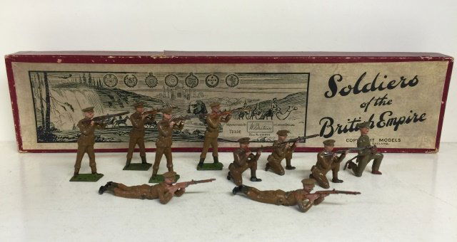 Britains Set #1260 British Infantry Firing (1 of 1)