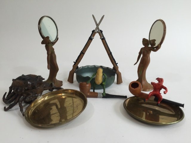 Heyde Souvenir Cigar Ashtrays (1 of 1)