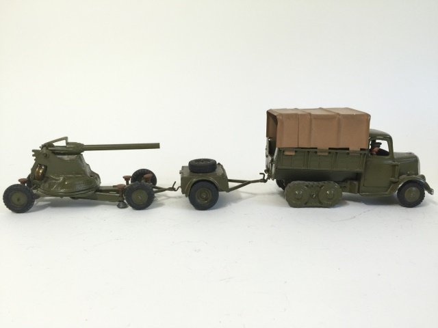 Britains Set #1727 Mobile Howitzer Unit (1 of 1)