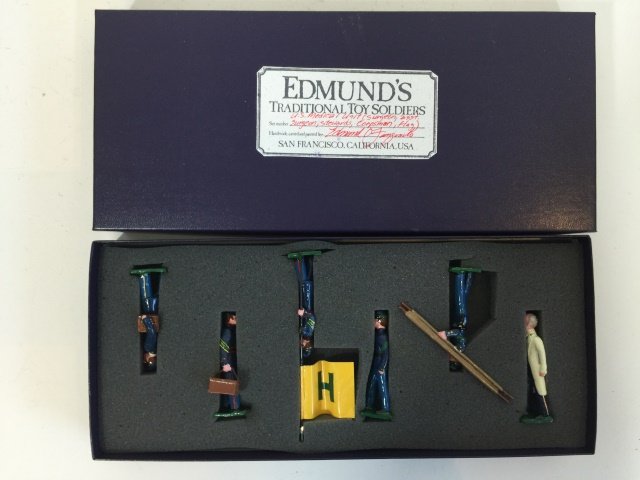 Edmunds U. S. Medical Unit: Post War. In original box. 6 Pieces. Condition Figures Near Mint. Condition Box Near Mint.