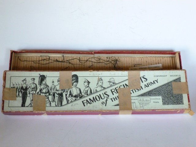 Britain set #1565 RARE empty box (1 of 1)