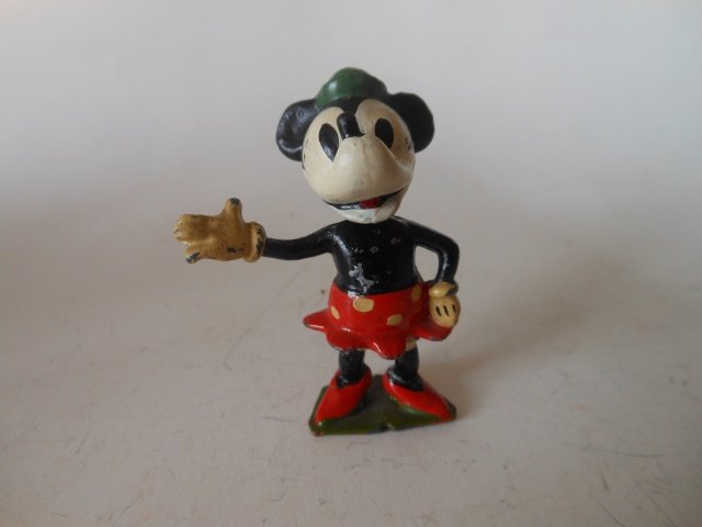 Britains set #1645 Minnie Mouse (1 of 1)