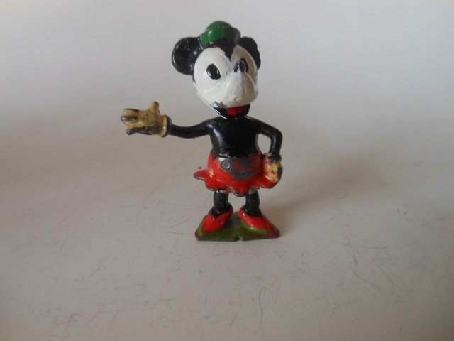 Britains set #1645 Minnie Mouse (1 of 1)