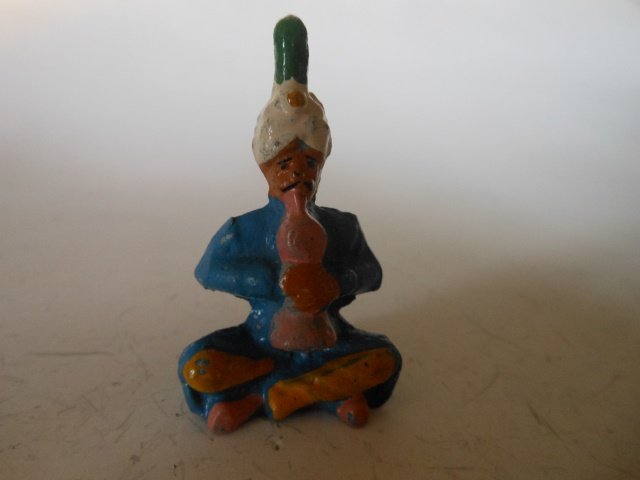 Wendal Exceptionally RARE Snake Charmer: One piece formerly issued by Wendal with a Britains Cobra (but Cobra is not included.) Post War. Unboxed. Condition excellent.