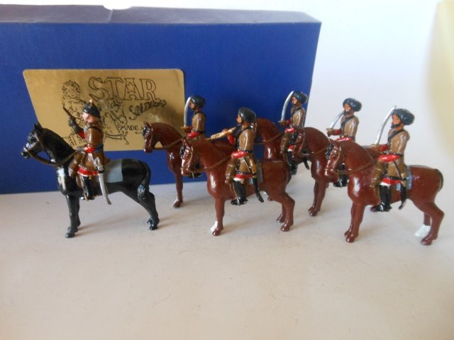 Star sets #15 and 15A Probyn's Horse: 6 pieces. Post War. With original box. Condition excellent. Box very good.