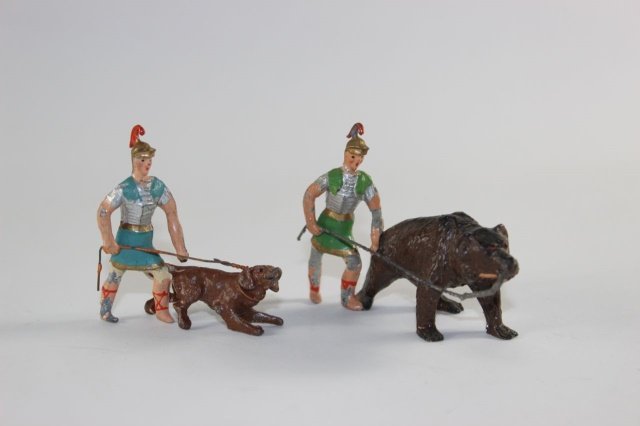 Heyde Romans With Dog And Bear (1 of 1)