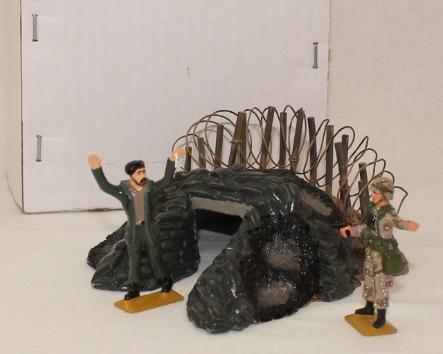 Nicholas Creighton Miniatures DS5 Bunker: Set #DS-5 Bunker including US Trooper with Handgun, Prisoner Surrendering, Enemy Bunker. Condition Excellent. Box. 3 Pieces