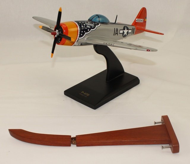 Museum Quality Model Airplane P47D Thunderbolt (1 of 1)