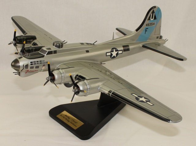 Toys & Model Corps Model Airplane B-17 Bomber (1 of 1)