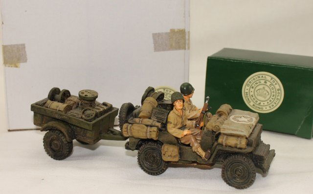 King and Country WWII DD14 US Jeep Trailer Crew (1 of 1)