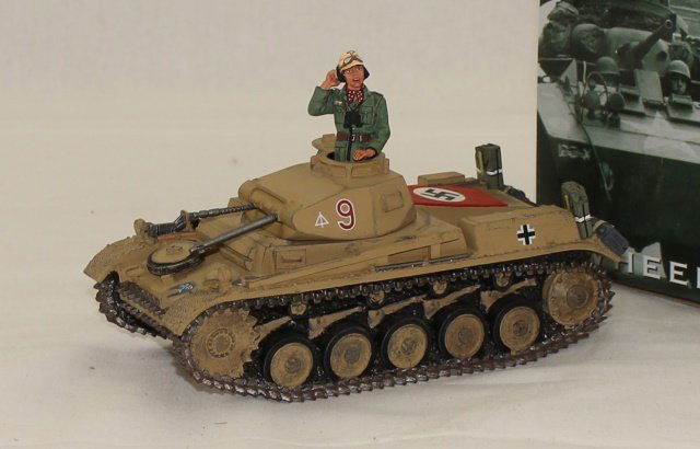 King and Country WWII AK030 Africa Corps Panzer (1 of 1)