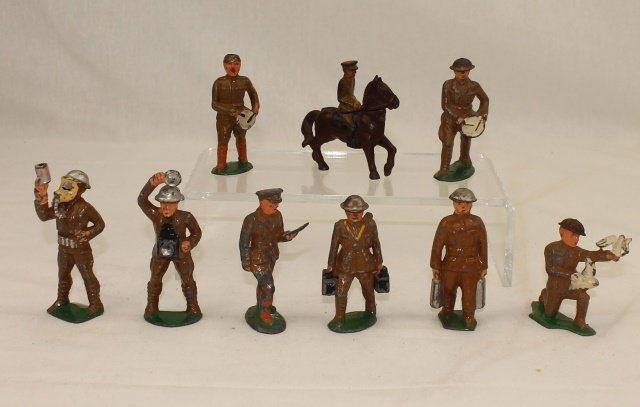 Dimestores in Action, Barclay and Manoil: 9 pieces including flare gun, photographer, man with pigeons and more, condition fair to good (1 tin hat gone)