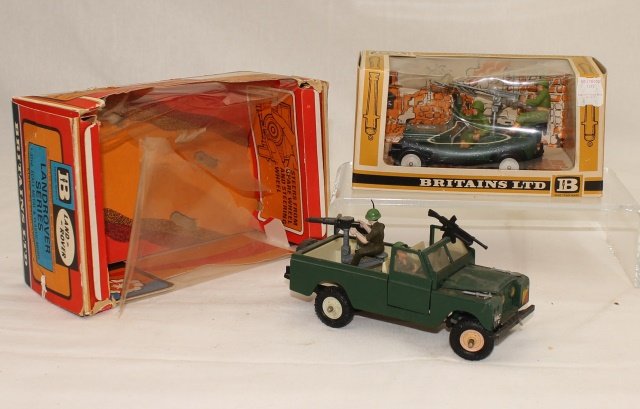 Britains Sets 9778 Land Rover and 9786 U.S. Jeep (1 of 1)