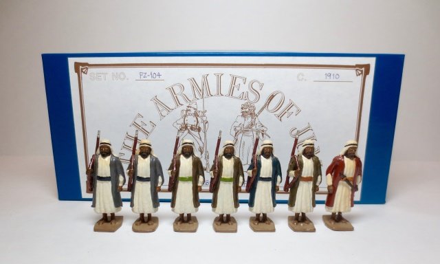 The Armies Of Jim set #FZ104 Arabs, Slung Rifles: 7 pieces. In original illustrated box. Condition excellent. Box excellent.